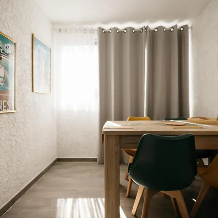 Cosy T1, A 10 Minutes A Pieds Des Plages Fréjus Exterior foto